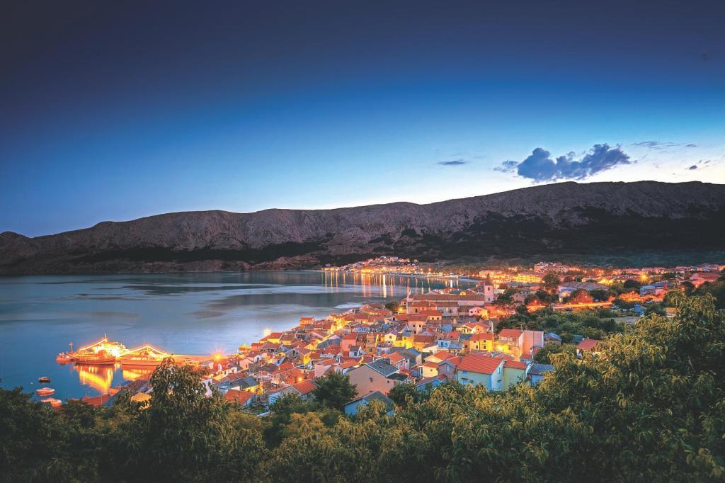 Villas Corinthia Baška Buitenkant foto