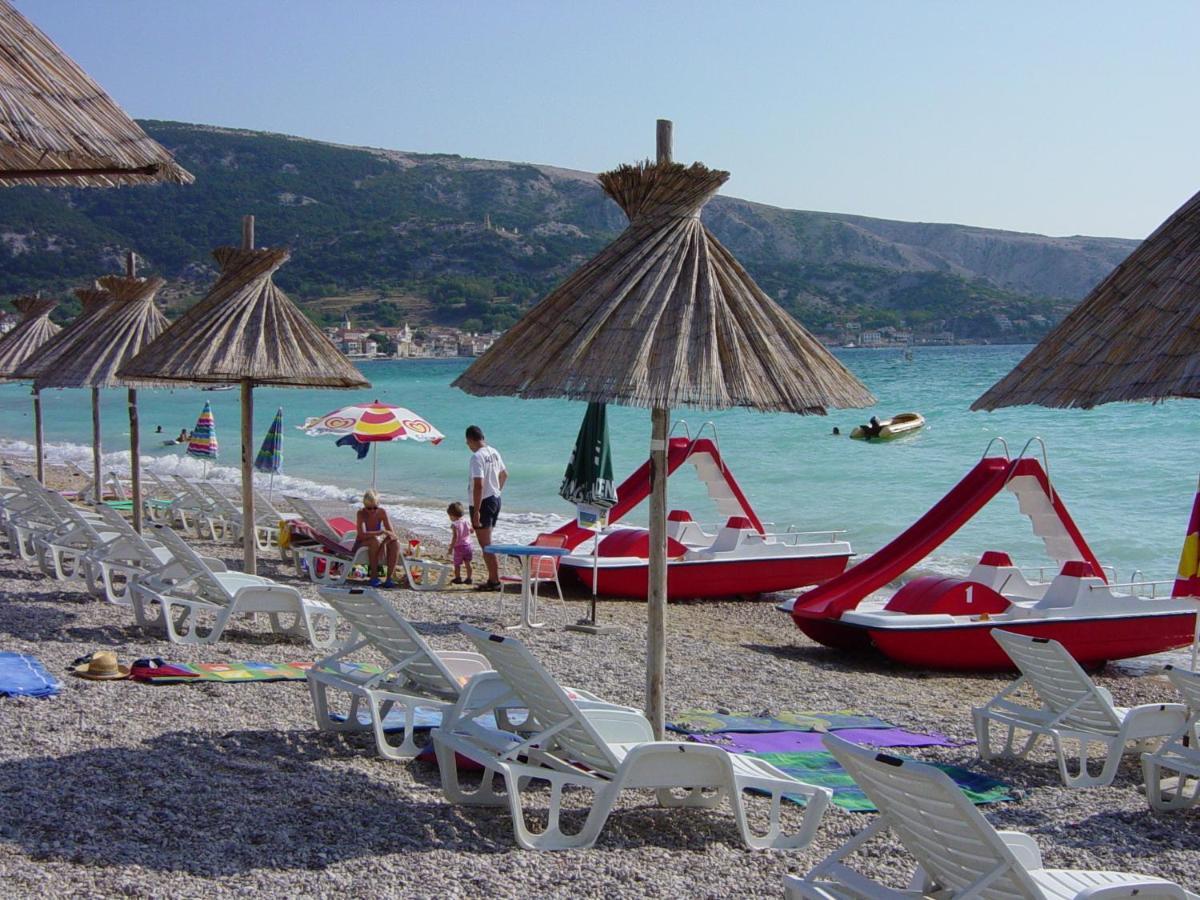 Villas Corinthia Baška Buitenkant foto