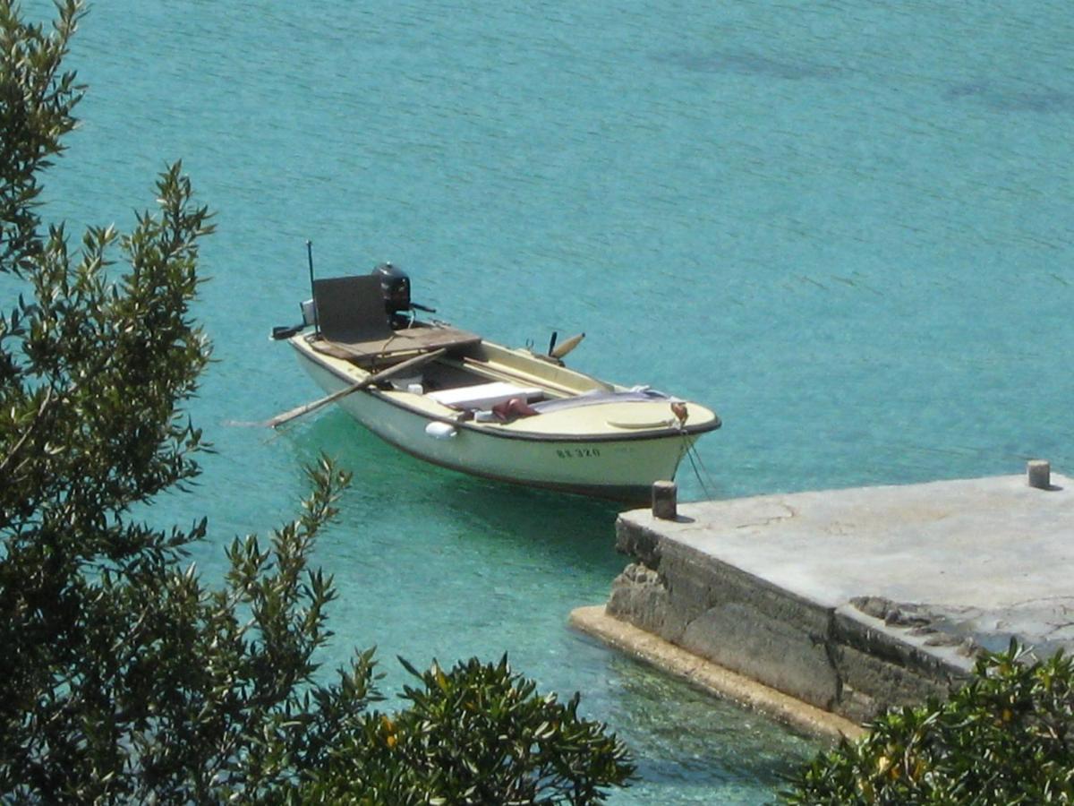 Villas Corinthia Baška Buitenkant foto